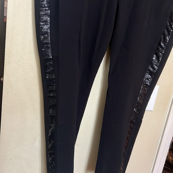 Black Sequin side Leggings PLUS - Picture 4 of 4